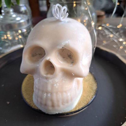 Skull candle soy candle