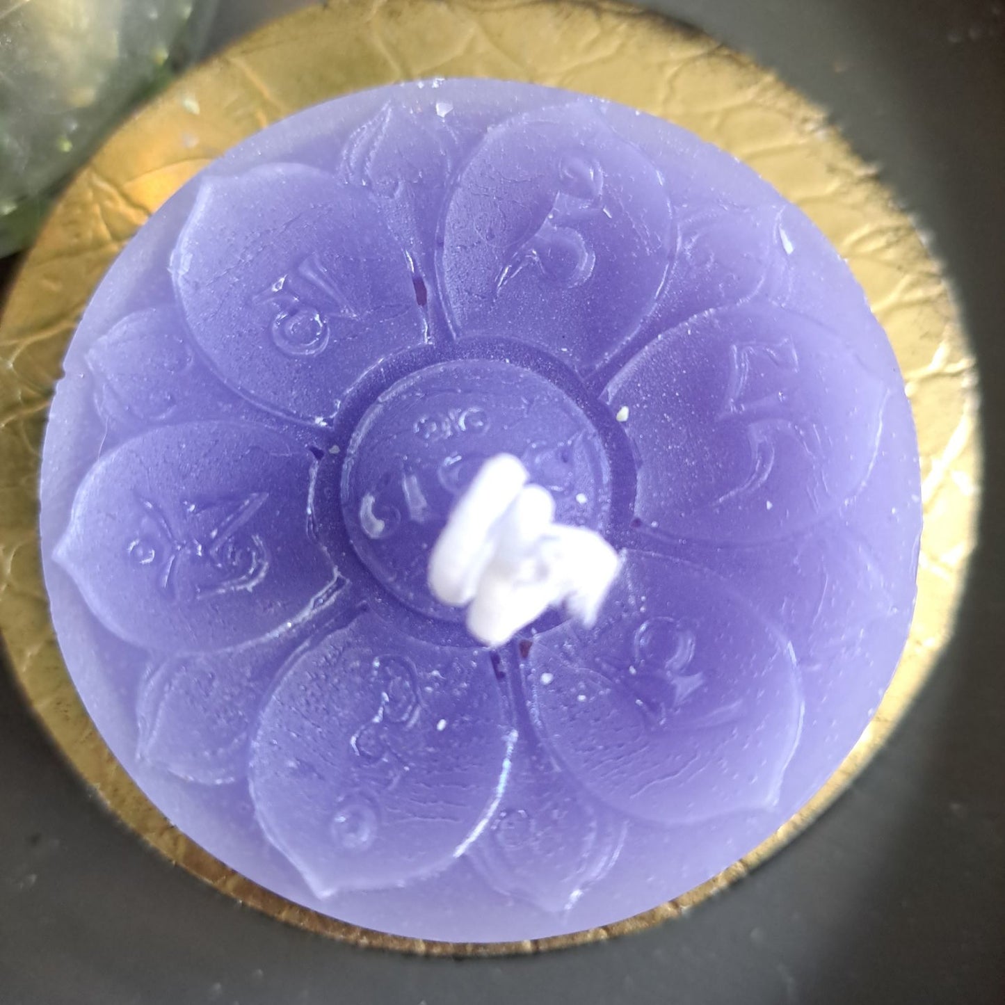 Chakra soy candle purple